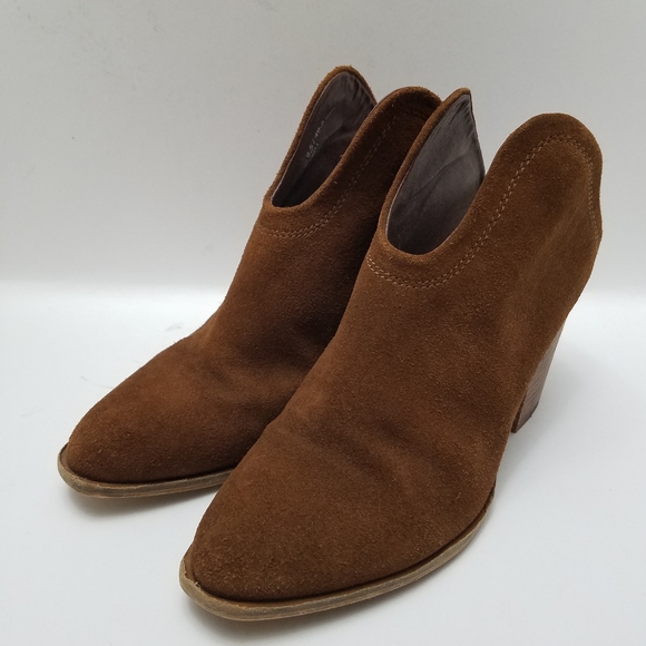 Chinese Laundry 10 Kelso Slip On Ankle Bootie Block Heel Open Back Brown Suede - Picture 2 of 10